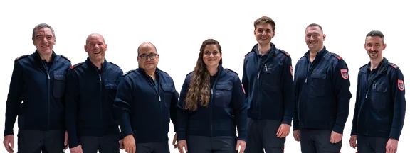 FFW-Vorstand-Gruppenbild-freigestellt-zugeschnitten.png
